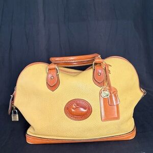 listing-status-banner